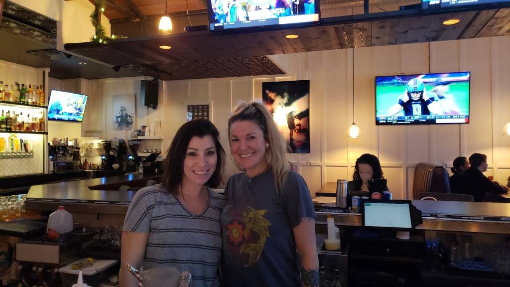 Brick’s Pub | restaurant | 1807 W Slaughter Ln #100, Austin, TX 78748, USA | 5124945239 OR +1 512-494-5239