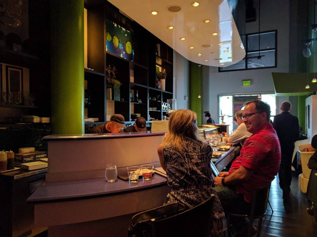 Shari Sushi | restaurant | 621 E Central Blvd, Orlando, FL 32801, USA | 4074209420 OR +1 407-420-9420