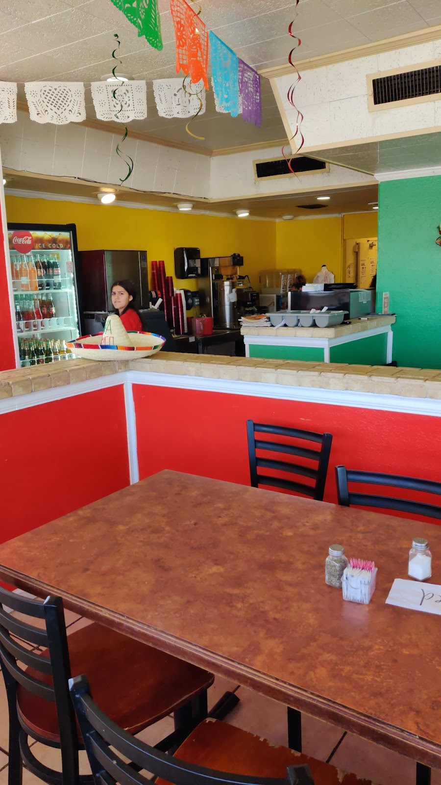 EL Bracero Mexican Restaurant | restaurant | 2028 Paramount Blvd, Amarillo, TX 79109, USA | 8063984440 OR +1 806-398-4440