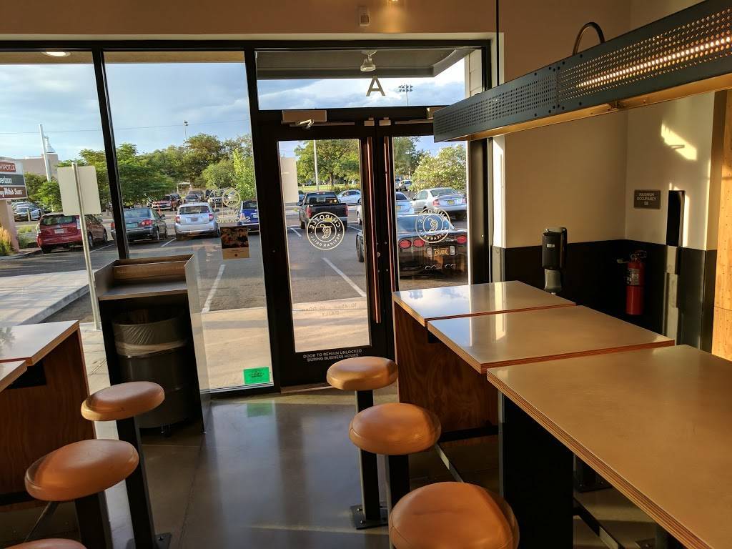 Chipotle Mexican Grill | restaurant | 2608 Central Ave SE, Albuquerque, NM 87106, USA | 5052323550 OR +1 505-232-3550