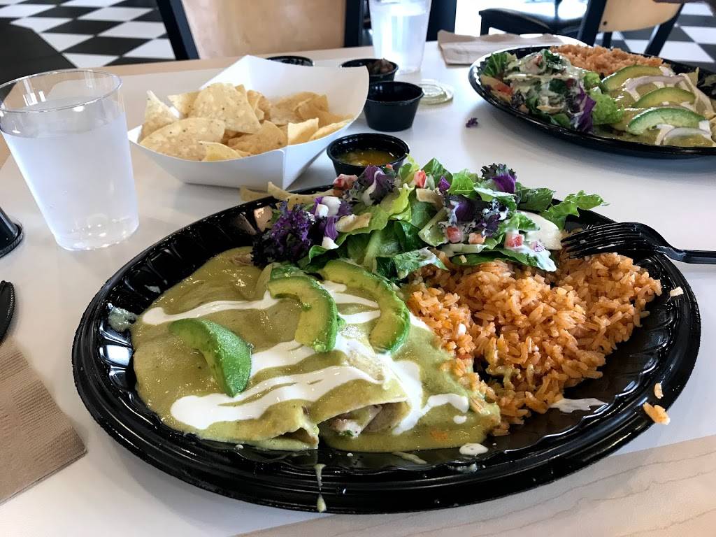 Baja Fresh Mexican Grill | restaurant | 929 Rancho Pkwy, Arroyo Grande, CA 93420, USA | 8059947166 OR +1 805-994-7166