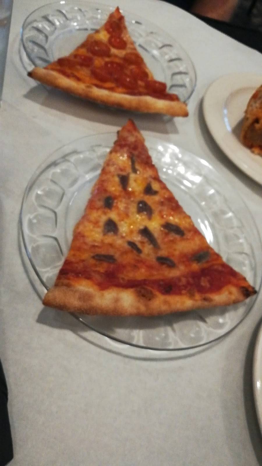 Calabria Italian Restaurant | restaurant | 6646 Penn Ave, Wernersville, PA 19565, USA | 6106933127 OR +1 610-693-3127