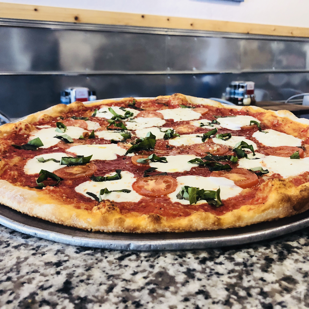 Ricos Pizzeria | restaurant | 5131 N Tamiami Trail, Sarasota, FL 34234, USA | 9413589958 OR +1 941-358-9958