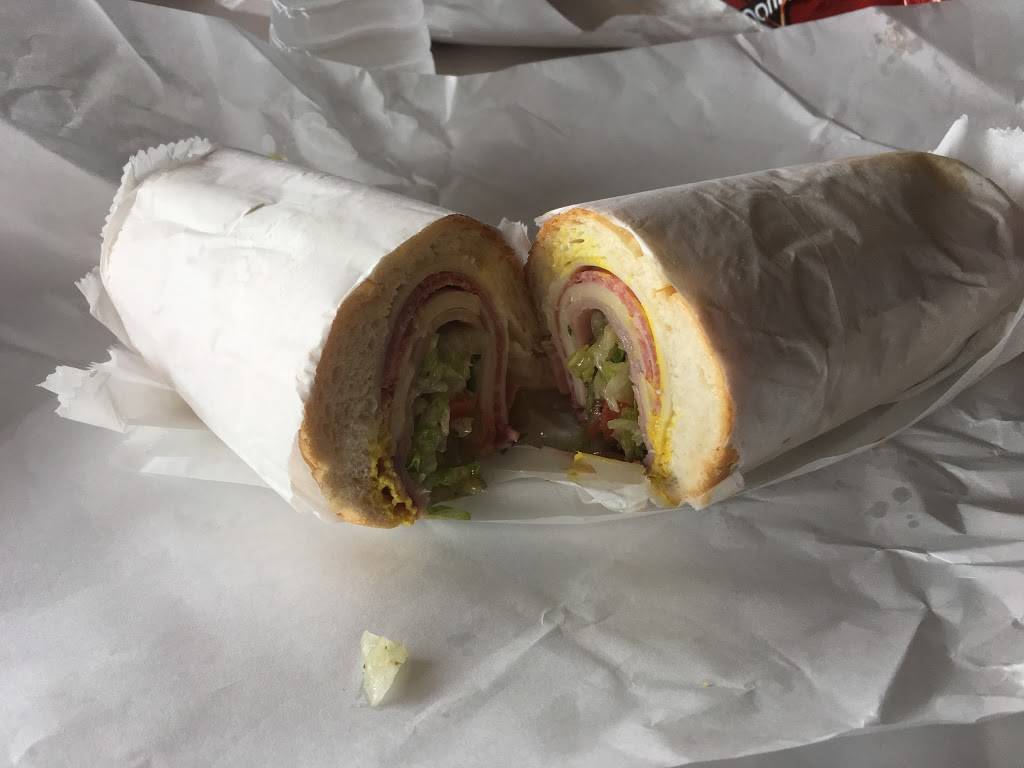 Fontanos Subs | restaurant | 9 S Lincoln St, Hinsdale, IL 60521, USA | 6307890891 OR +1 630-789-0891