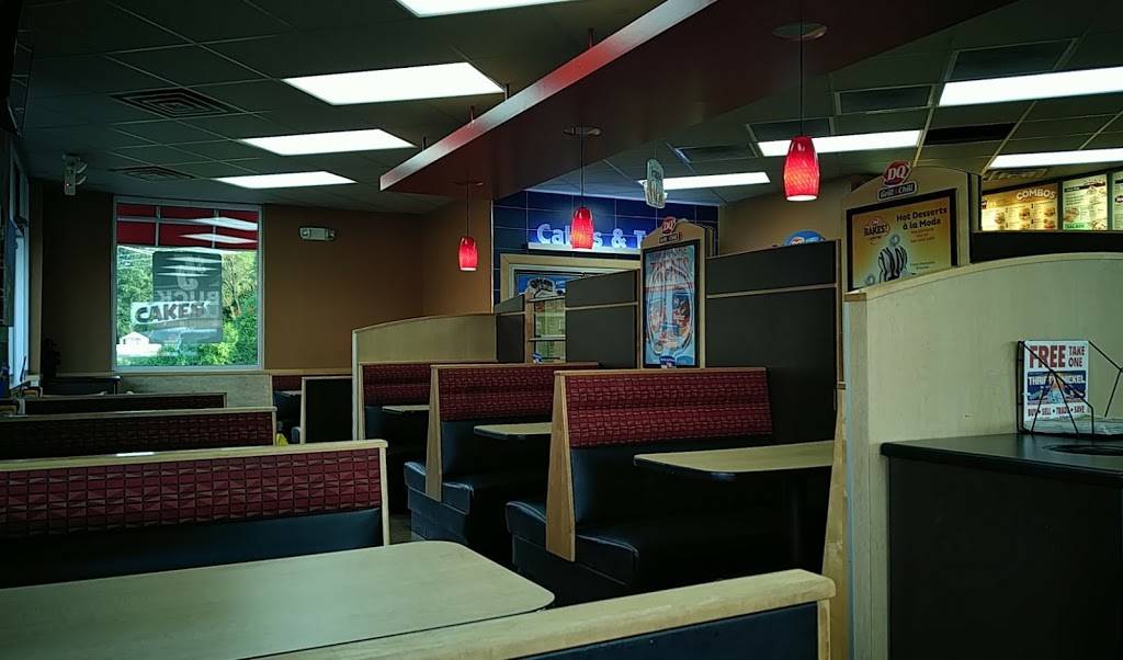 Dairy Queen Grill & Chill | restaurant | 2411 Old Country Inn Dr, Caseyville, IL 62232, USA | 6184895122 OR +1 618-489-5122