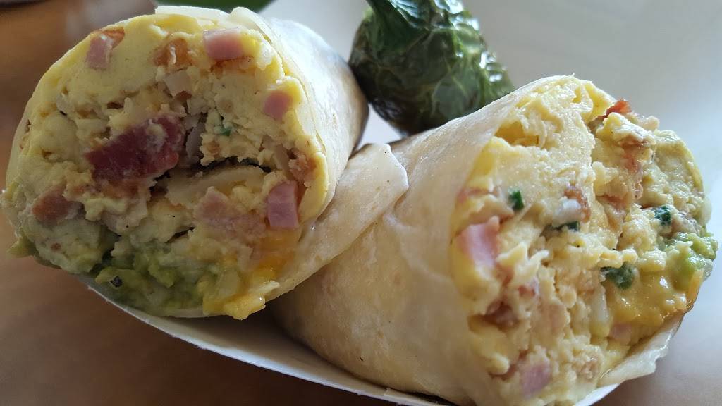 Three Amigos World Famous Street Tacos | restaurant | 1932 Wildcat Canyon Rd, Lakeside, CA 92040, USA | 6194432300 OR +1 619-443-2300