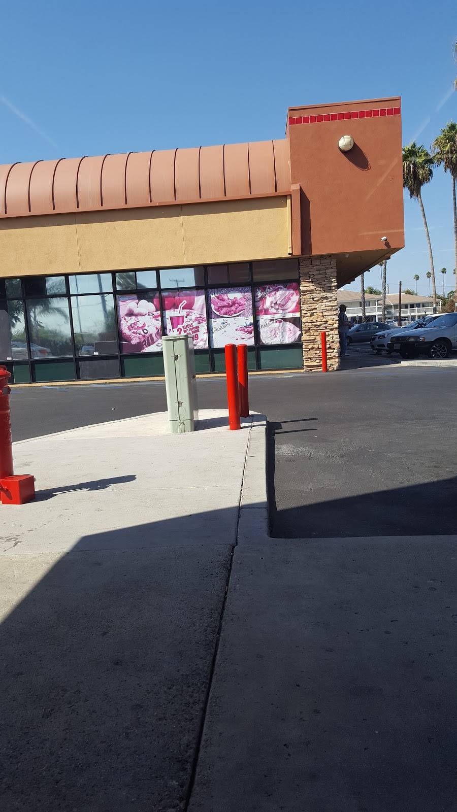 Bari Pasta & Pizza | restaurant | 1640 E 1st St #A, Santa Ana, CA 92701, USA | 7148350757 OR +1 714-835-0757