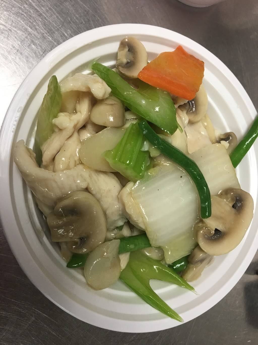 Happy Wok | restaurant | 1537 W 38th St, Erie, PA 16508, USA | 8148688988 OR +1 814-868-8988