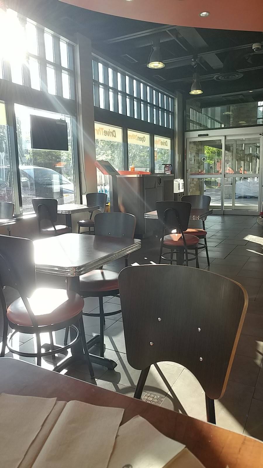 A&W Canada | restaurant | 175 Cundles Rd E, Barrie, ON L4M 4X7, Canada | 7057262224 OR +1 705-726-2224