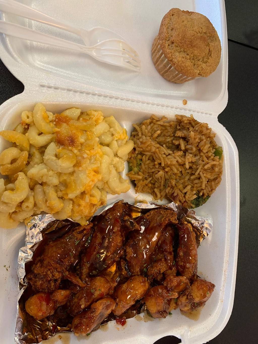 Aunt Marys Soulfood Kitchen | restaurant | 955 N Dupont Blvd, Milford, DE 19963, USA | 3024227685 OR +1 302-422-7685