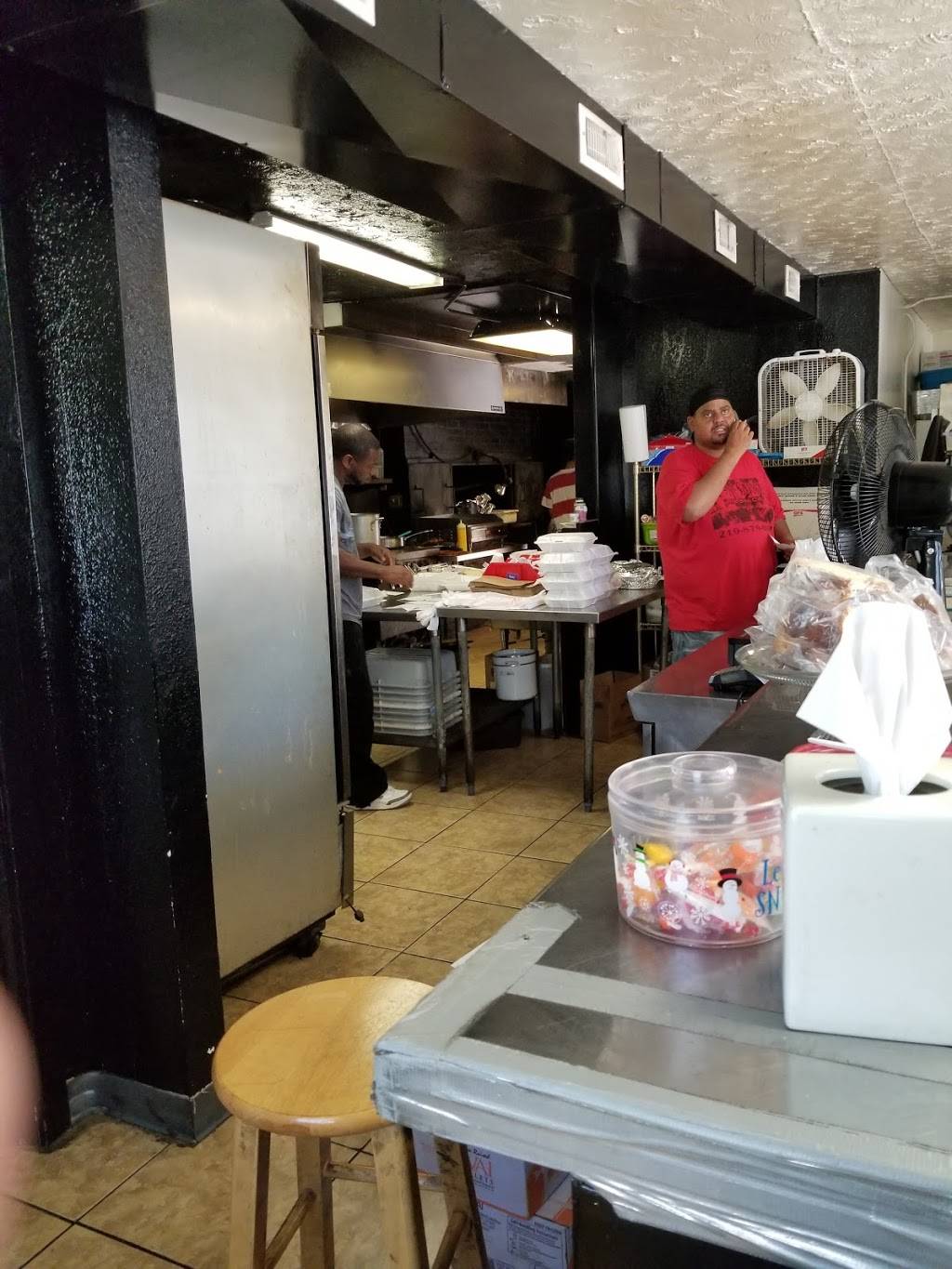 Up N Smoke Rib Shack | restaurant | 2311 US-12, Michigan City, IN 46360, USA | 2198790997 OR +1 219-879-0997