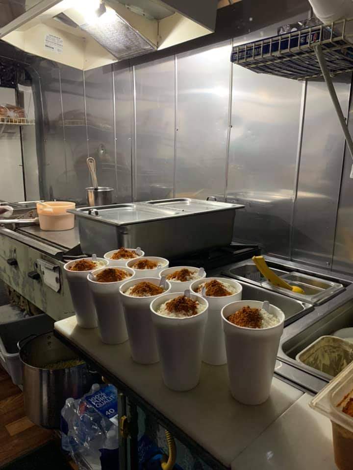 Hotdogs y Elotes El Aguila | restaurant | 216 Old Coors Dr SW, Albuquerque, NM 87121, USA | 5053407799 OR +1 505-340-7799