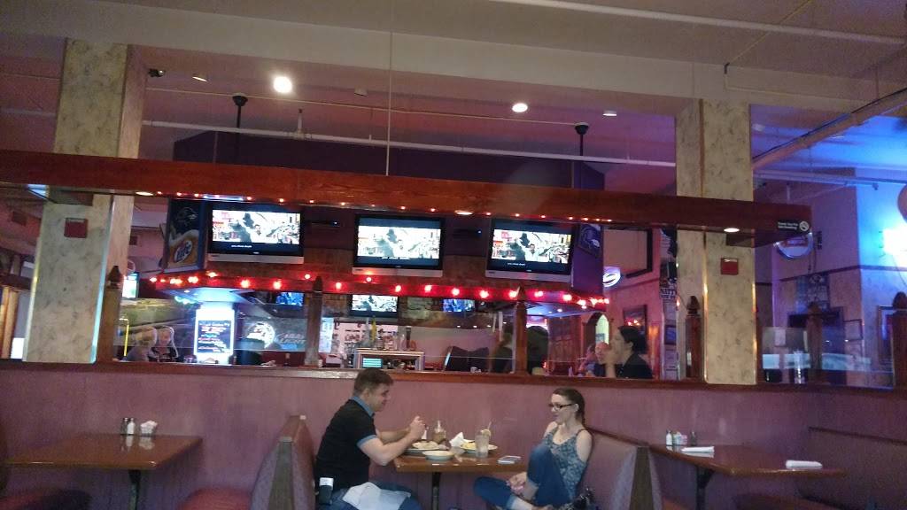 Dellis Restaurant Bar & Grill | restaurant | 8776 Philadelphia Rd, Rosedale, MD 21237, USA | 4109181600 OR +1 410-918-1600