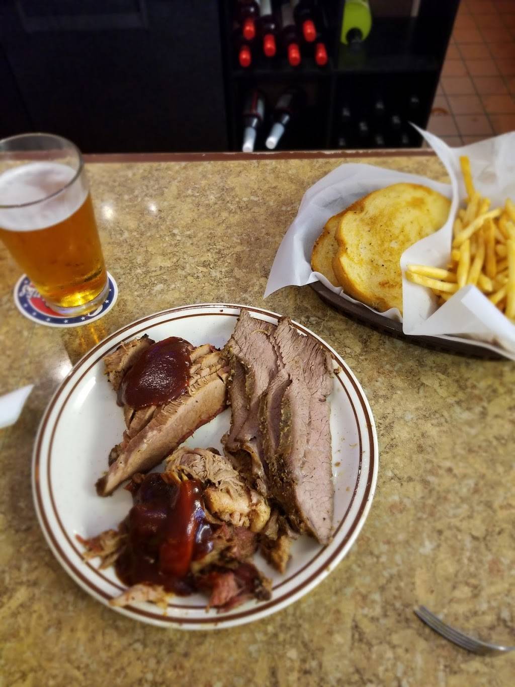 Canyon City Barbeque | restaurant | 347 N San Gabriel Ave, Azusa, CA 91702, USA | 6268154227 OR +1 626-815-4227