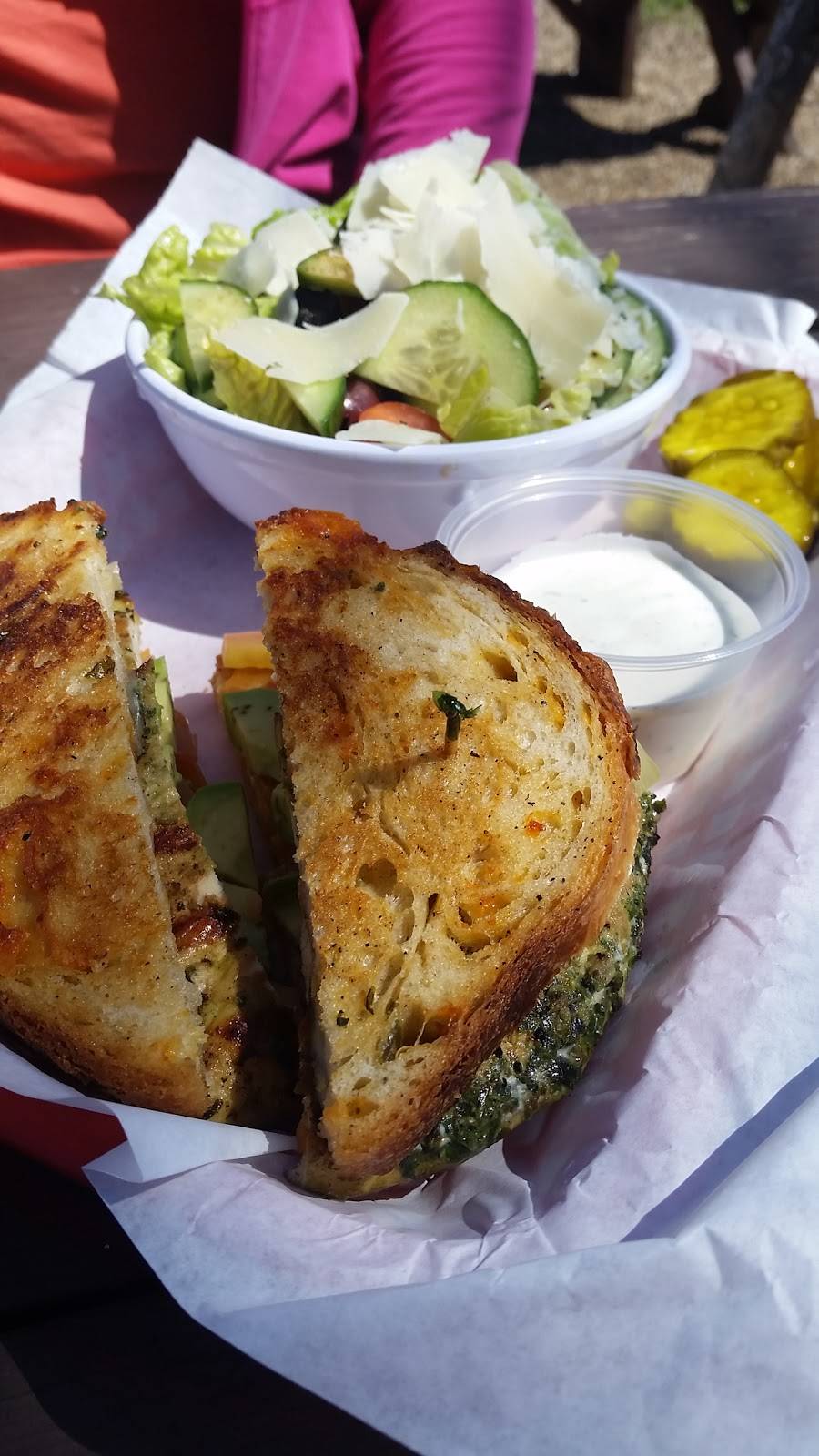 Lee Harveys | restaurant | 1807 Gould St, Dallas, TX 75215, USA | 2144281555 OR +1 214-428-1555