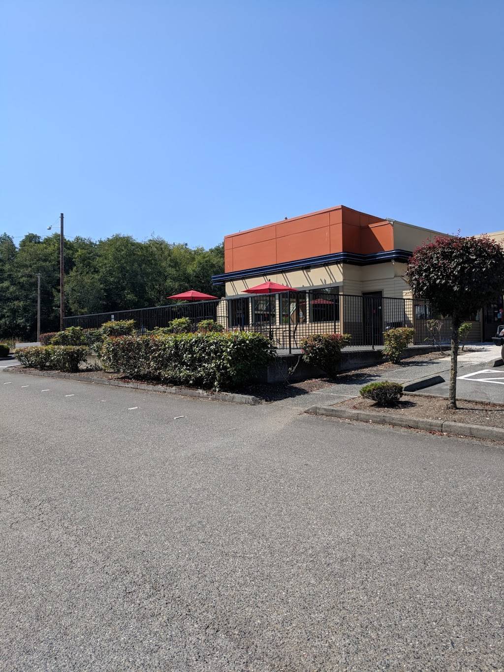 Dairy Queen Grill & Chill | restaurant | 6330 Storkson Dr, Clinton, WA 98236, USA | 3603412464 OR +1 360-341-2464