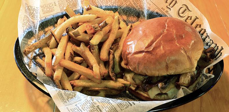 The Original Sundance Saloon | restaurant | 2061 W Maple Ave, Mundelein, IL 60060, USA | 8479490858 OR +1 847-949-0858