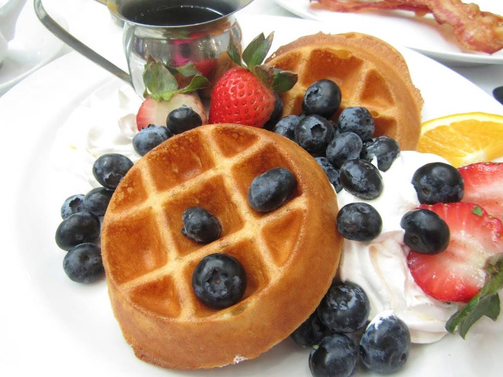 BARNACLE BILLS SEAFOOD HOUSE | restaurant | Holiday Inn St. Augustine - Historic, 1302 N Ponce De Leon Blvd, St. Augustine, FL 32084, USA | 9044942100 OR +1 904-494-2100