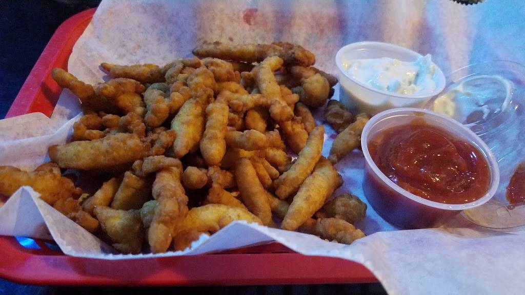 Midway Bar and Grill | restaurant | 140 High St, Mineral Point, WI 53565, USA | 6089874309 OR +1 608-987-4309