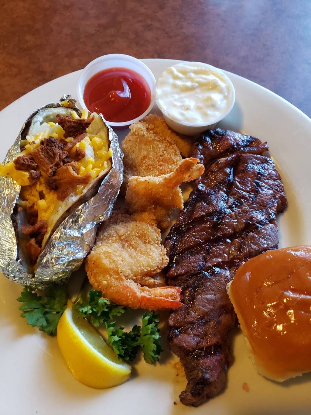 Bud Jones Restaurant | restaurant | 1440 SW Military Dr, San Antonio, TX 78221, USA | 2109779161 OR +1 210-977-9161