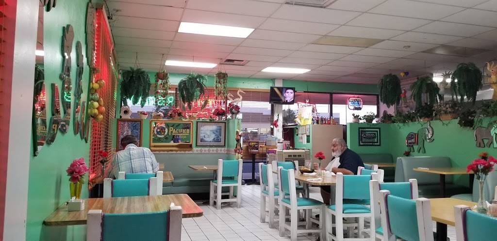 Totos Mexican Restaurant | restaurant | 12142 Hesperia Rd, Victorville, CA 92395, USA | 7602419599 OR +1 760-241-9599