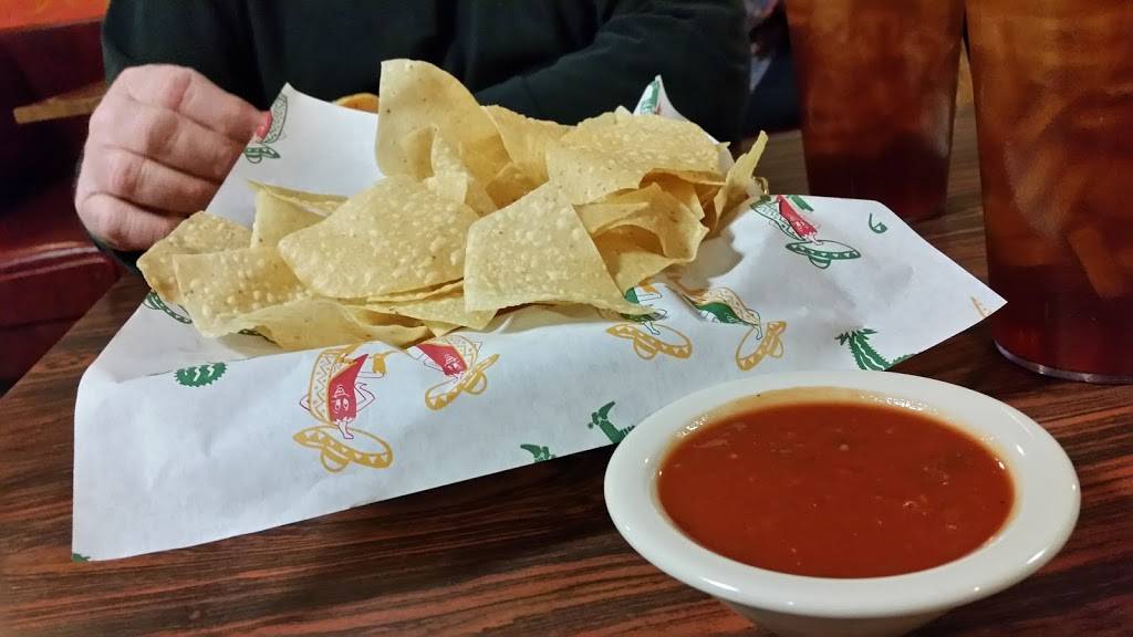 El Royal Restaurant | restaurant | 2330 NE 1st St, Pryor, OK 74361, USA | 9188251531 OR +1 918-825-1531