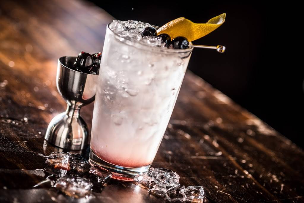 Zeppelin | restaurant | 1445 S Meadows Pkwy, Reno, NV 89521, USA | 7753874937 OR +1 775-387-4937