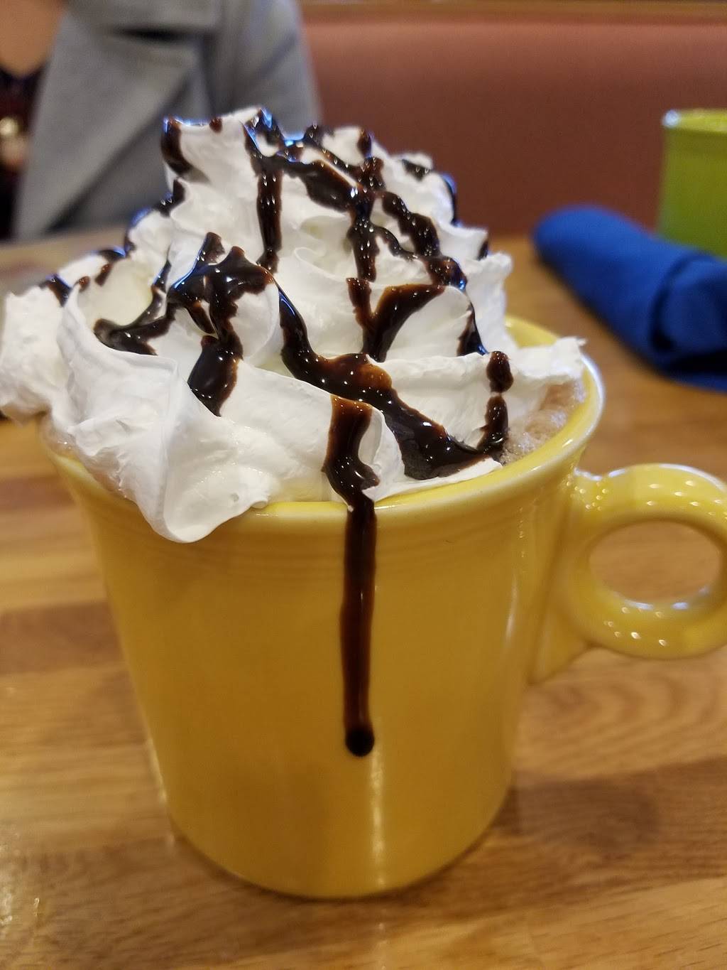 J. Christophers | restaurant | 620 Frazier Dr, Franklin, TN 37067, USA | 6157782405 OR +1 615-778-2405