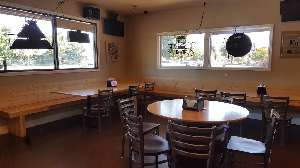 Chicagos Pizza With A Twist | restaurant | 100 W Turner Rd, Lodi, CA 95240, USA | 2093651142 OR +1 209-365-1142