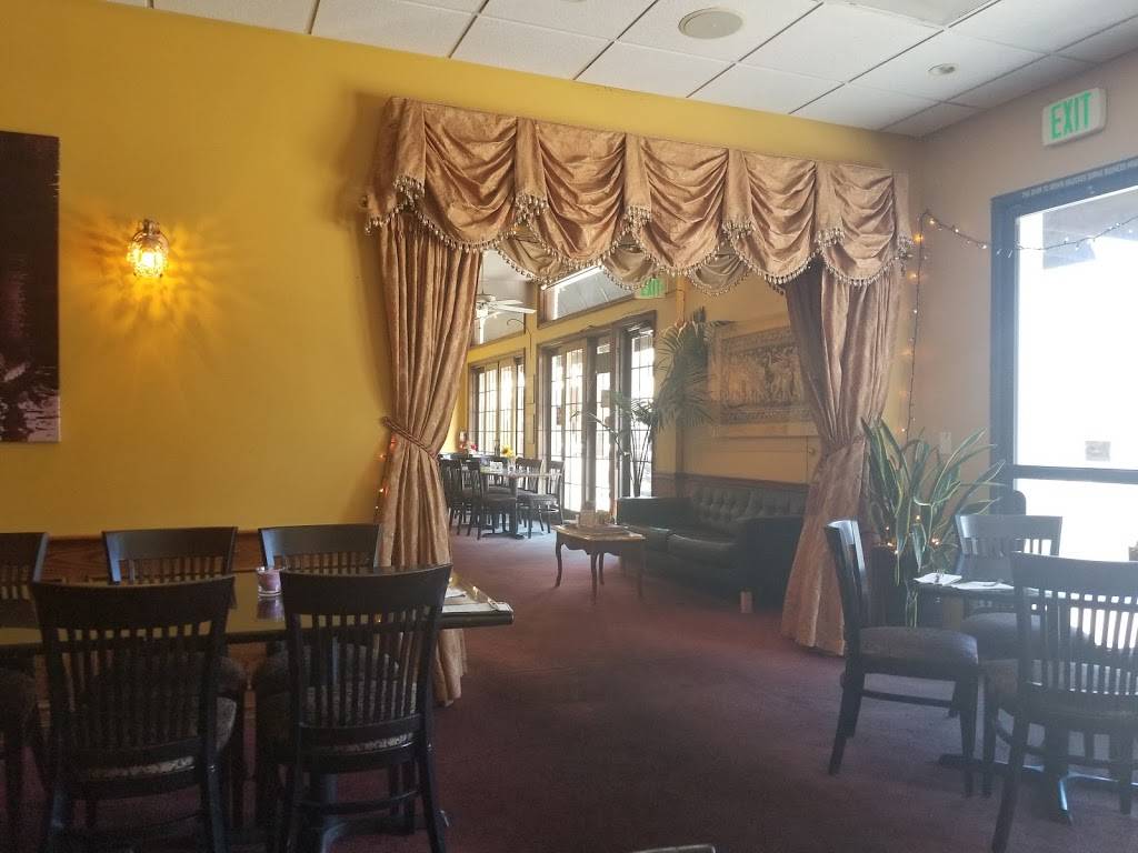 Star of Siam | restaurant | 5704, 2109 E Broadway, Long Beach, CA 90803, USA | 5624391564 OR +1 562-439-1564