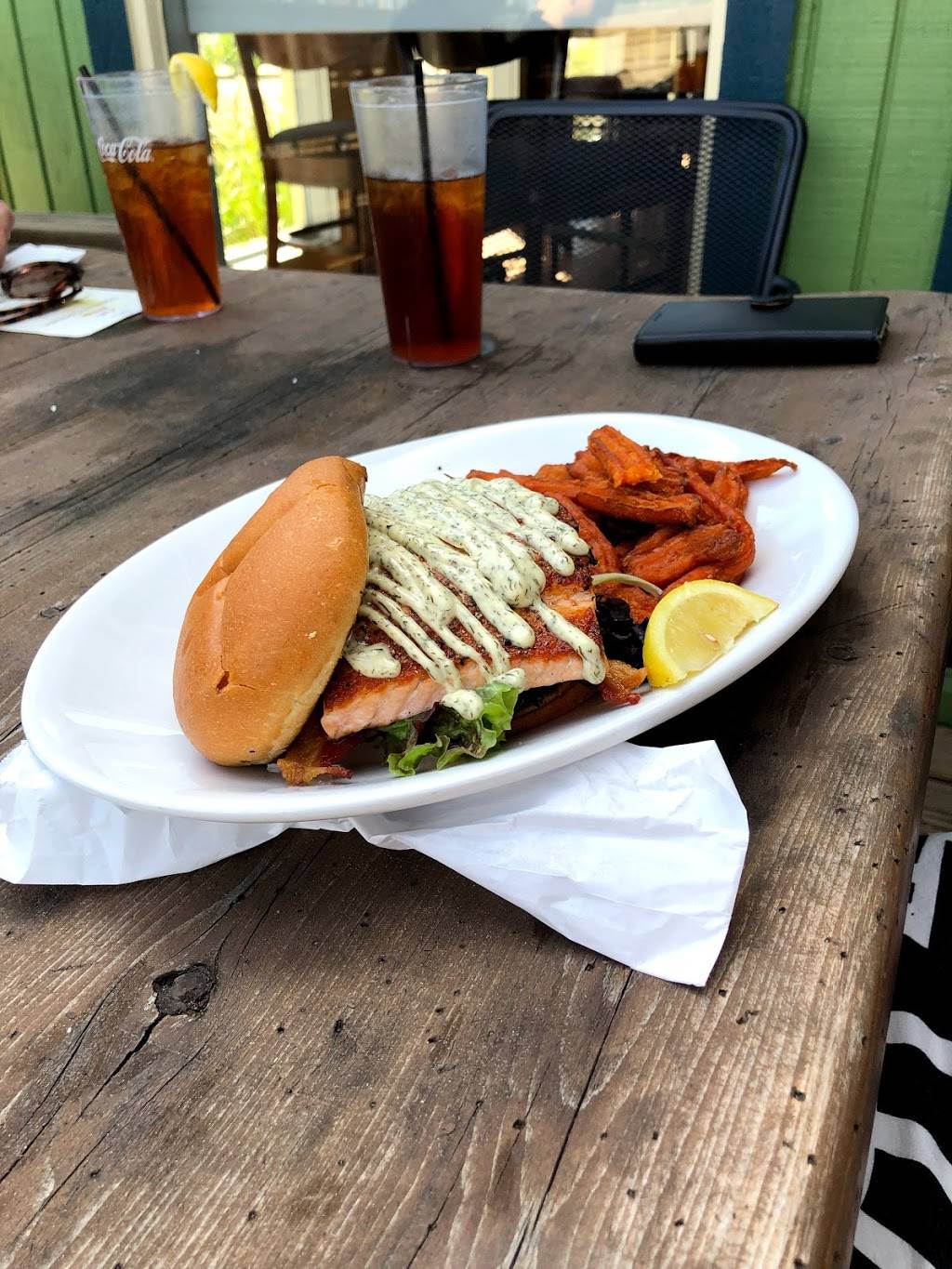 Down Under Restaurant | restaurant | 96106 Wades Pl, Fernandina Beach, FL 32034, USA | 9043106211 OR +1 904-310-6211