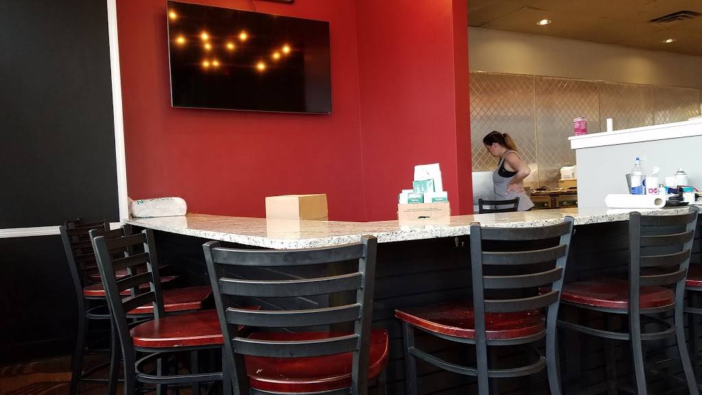 Panini Pizzeria | restaurant | 11 Maple St, Danvers, MA 01923, USA | 9787746200 OR +1 978-774-6200