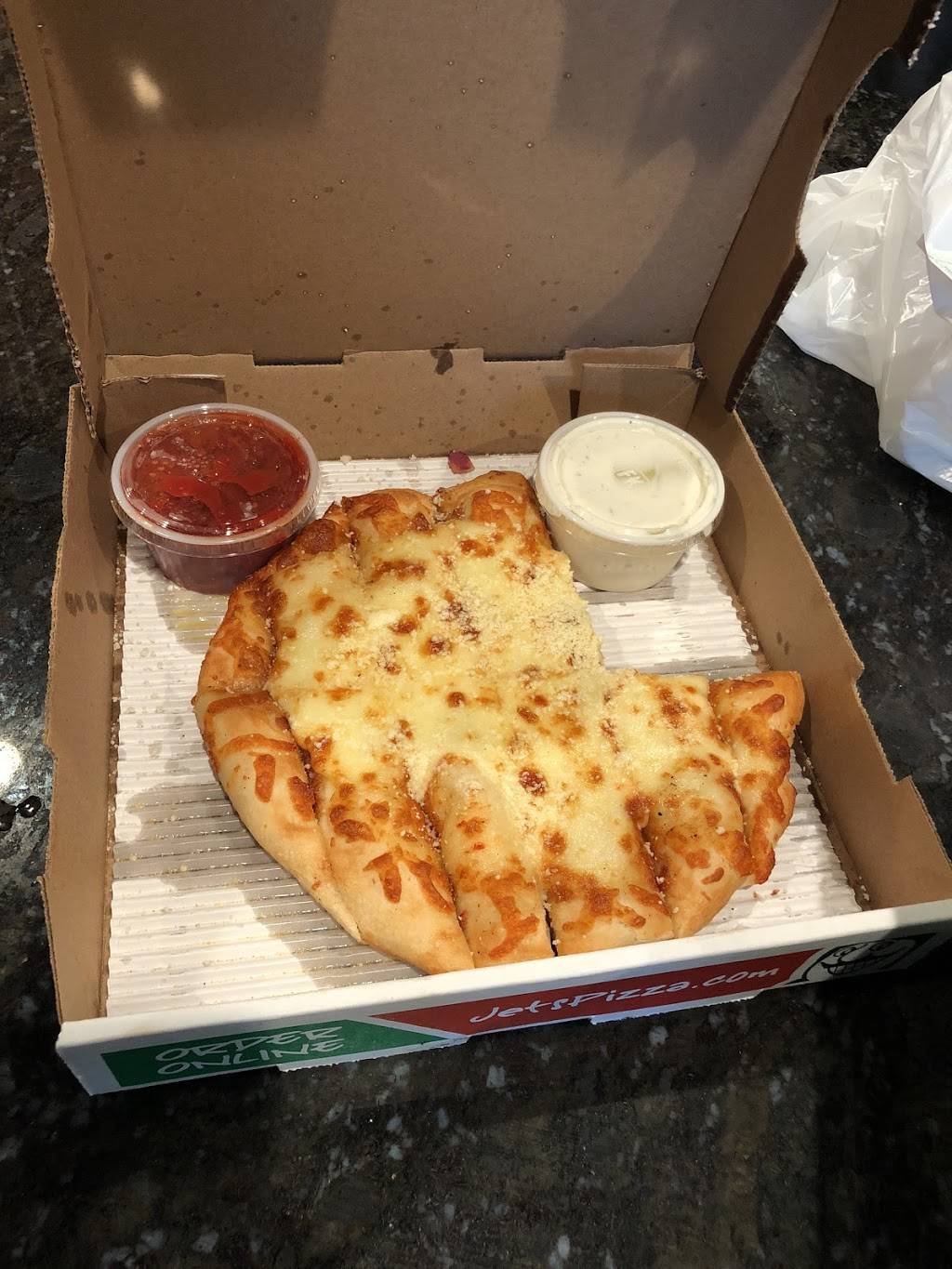 Jets Pizza | meal delivery | 4082 W Maple Rd, Bloomfield Twp, MI 48301, USA | 2482030007 OR +1 248-203-0007