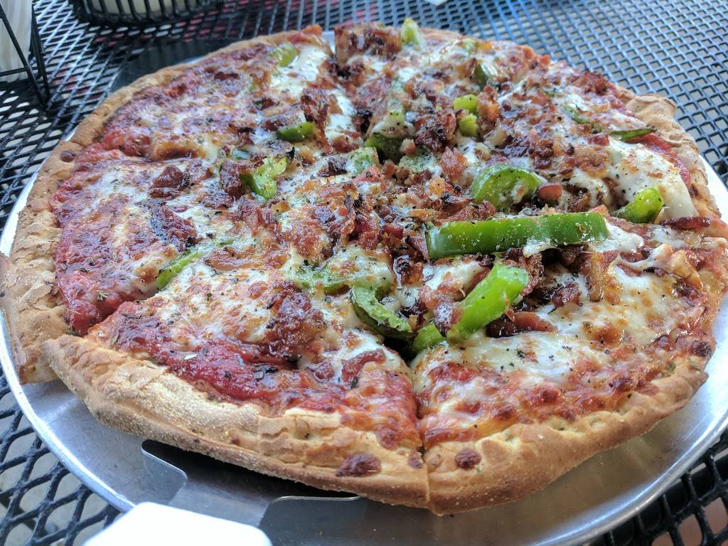 Chubby Rays | restaurant | 3910 Ruckriegel Pkwy, Jeffersontown, KY 40299, USA | 5022671188 OR +1 502-267-1188