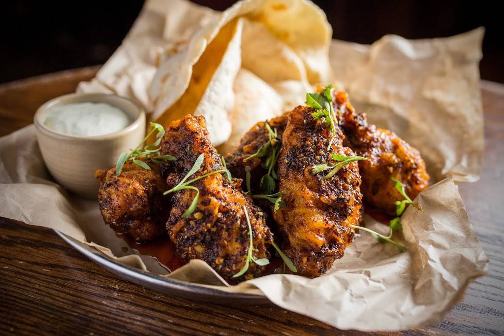 Pub Royale | restaurant | 2049 W Division St, Chicago, IL 60622, USA | 7736616874 OR +1 773-661-6874