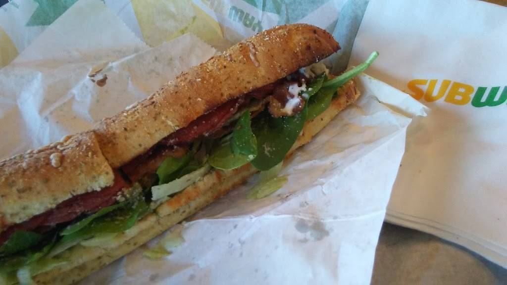 Subway Restaurants | restaurant | 2835 N 16th St Suite 5, Phoenix, AZ 85006, USA | 6022302862 OR +1 602-230-2862