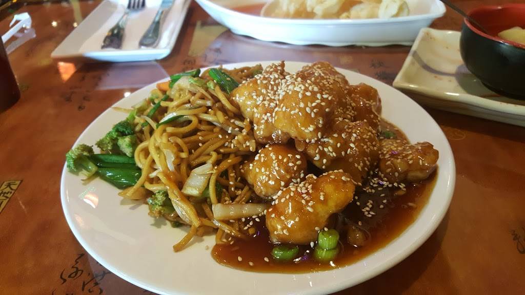 Asian House | restaurant | 1222 Beaver Brook Plz, New Castle, DE 19720, USA | 3022761897 OR +1 302-276-1897