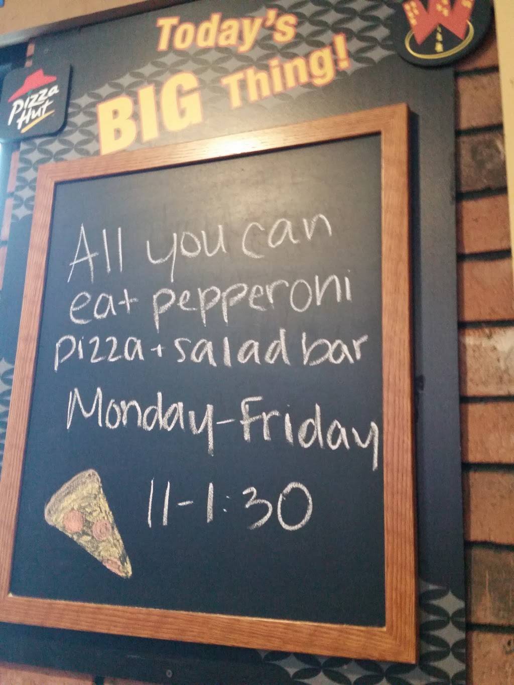 Pizza Hut | restaurant | 236 N Elm St, Ottawa, OH 45875, USA | 4195236604 OR +1 419-523-6604