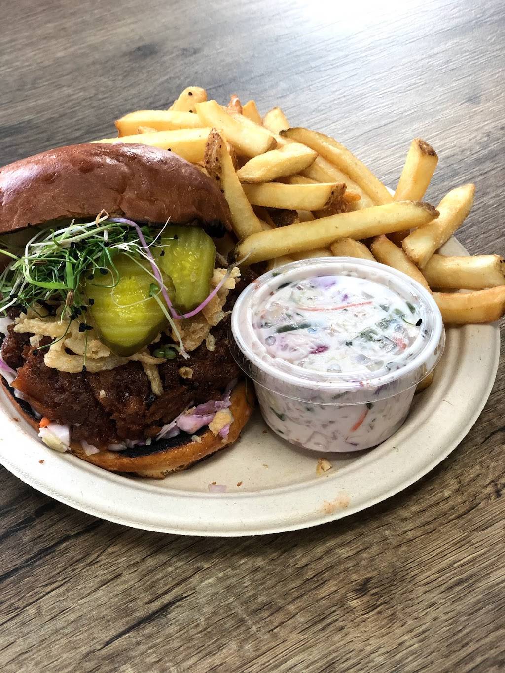 Fork My Life | restaurant | 6538 Gateway Ave, Sarasota, FL 34231, USA | 9419233511 OR +1 941-923-3511