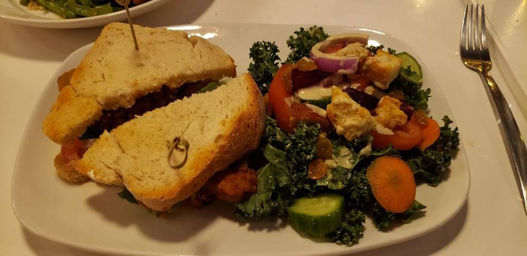 Celesta | restaurant | 1978 N Farwell Ave, Milwaukee, WI 53202, USA | 4142313030 OR +1 414-231-3030