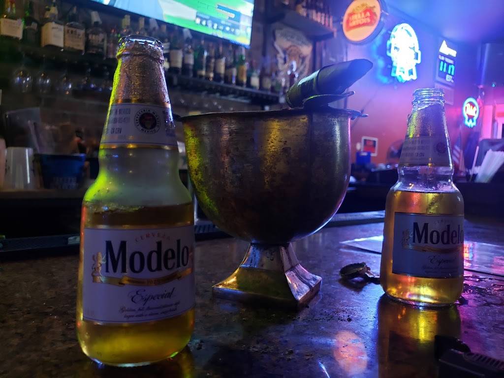 Rockin Cigar Bar & Grill @ Cincinnati | restaurant | 226 Cincinnati Ave, El Paso, TX 79902, USA | 9157033742 OR +1 915-703-3742