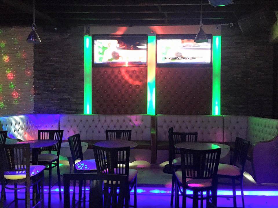 Masheratti Lounge & Grill | restaurant | 334 Elmwood Ave, Providence, RI 02907, USA | 4013836201 OR +1 401-383-6201