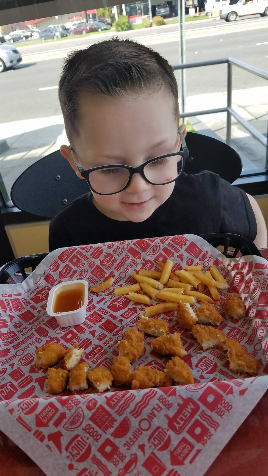 Jack in the Box | restaurant | 18462 Beach Blvd, Huntington Beach, CA 92648, USA | 7148412325 OR +1 714-841-2325