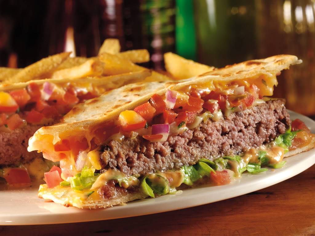 Applebees Grill + Bar | restaurant | 901 N Susquehanna Trail, Selinsgrove, PA 17870, USA | 5703747339 OR +1 570-374-7339