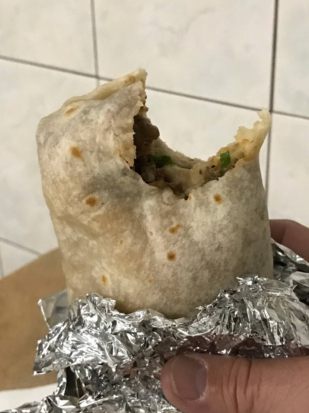 El Gran Burrito | restaurant | 4716 Santa Monica Blvd, Los Angeles, CA 90029, USA | 3236658720 OR +1 323-665-8720