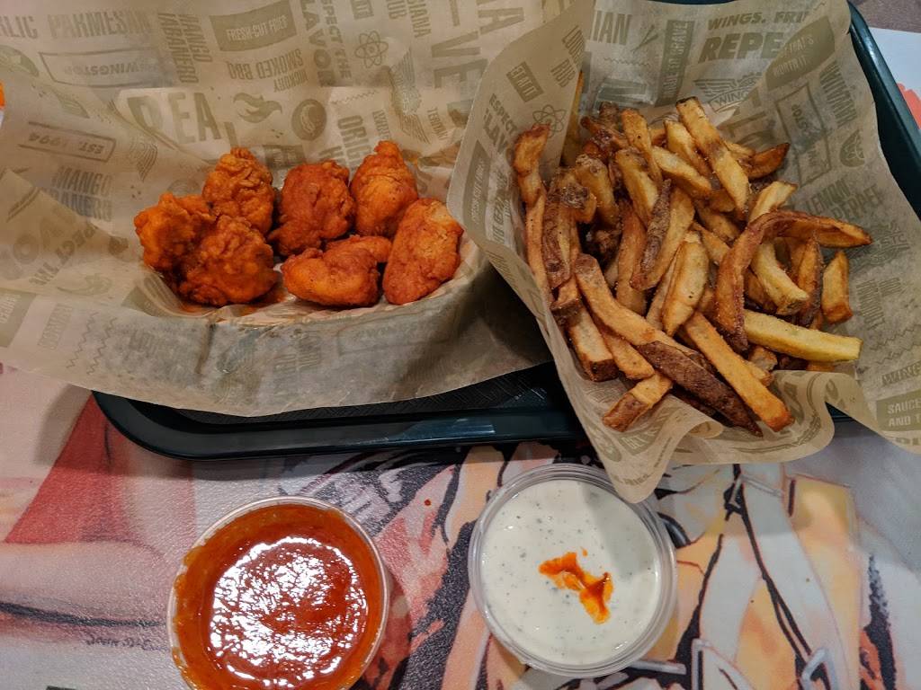 Wingstop | restaurant | 4300 Main St Ste 200, The Colony, TX 75056, USA | 9723700623 OR +1 972-370-0623