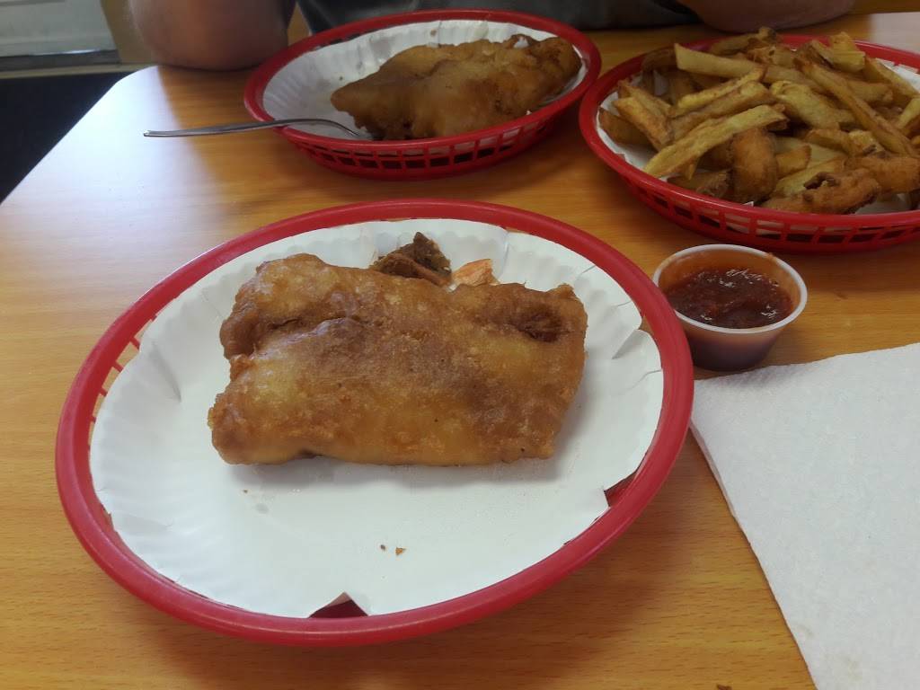 Stadium Fish & Chips | restaurant | 1079 Park Ave, Cranston, RI 02910, USA | 4019440971 OR +1 401-944-0971