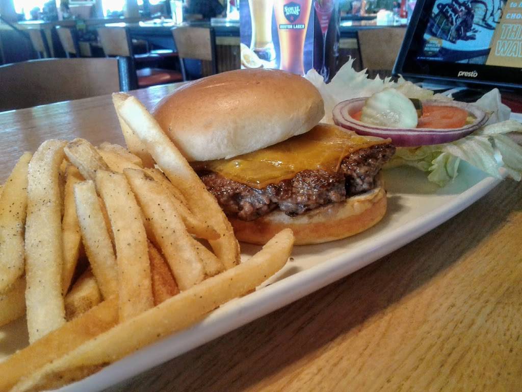 Applebees Grill + Bar | restaurant | 7625 Goddard St, Colorado Springs, CO 80920, USA | 7195352799 OR +1 719-535-2799