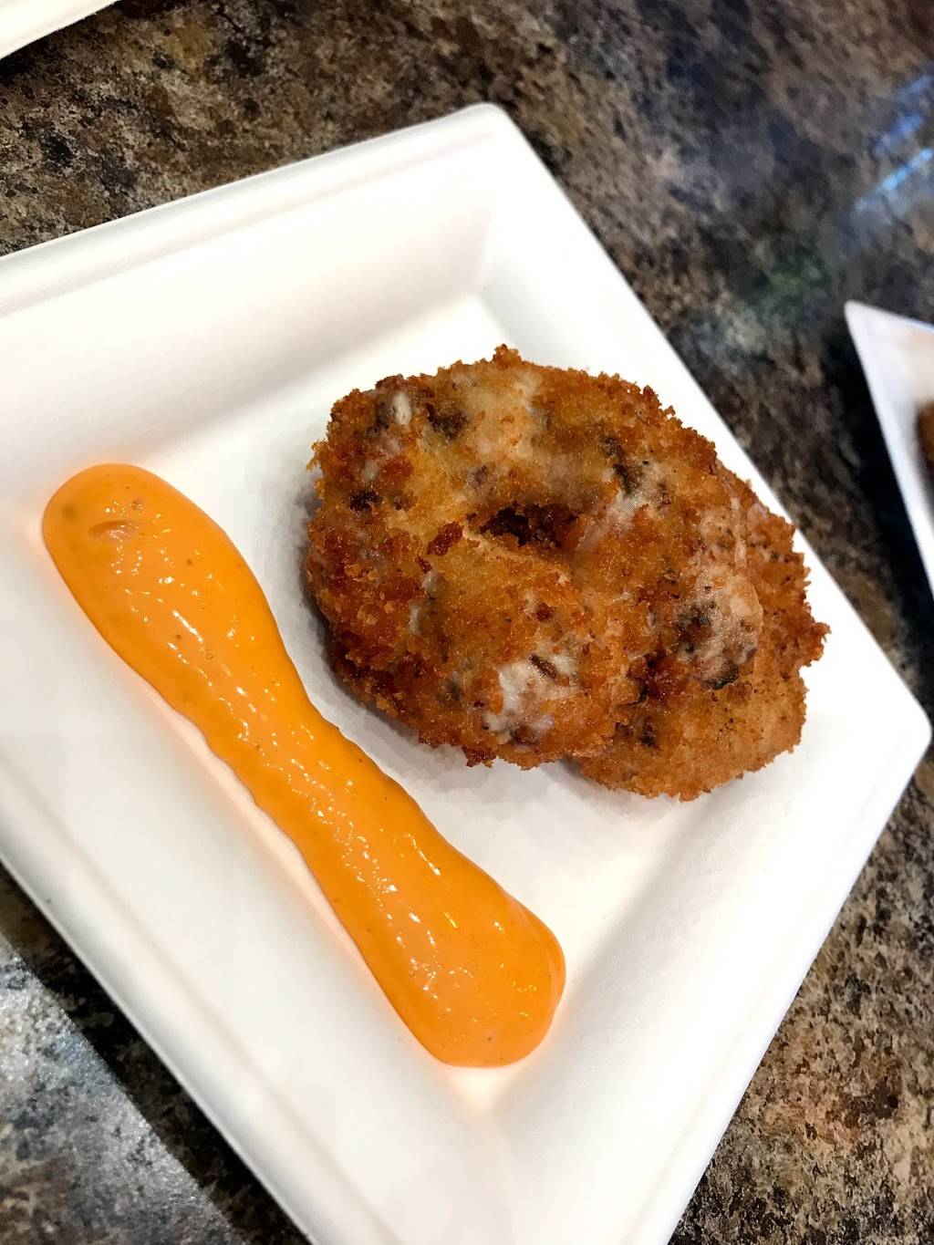 Biryani & Co. | restaurant | 11835 Boulevard Laurentien, Montréal, QC H4J 2M1, Canada | 5142262000 OR +1 514-226-2000