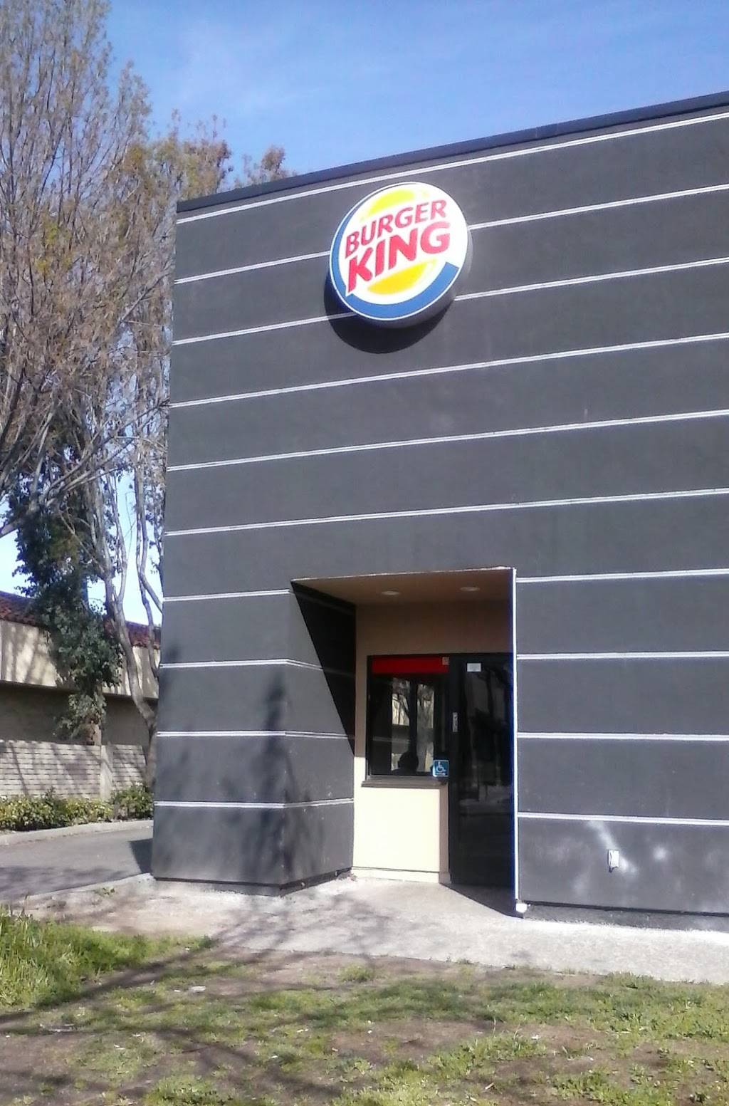 Burger King | restaurant | 2170 Monterey Rd, San Jose, CA 95112, USA | 4082972673 OR +1 408-297-2673